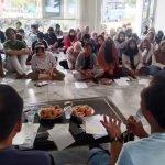 Suasana penyampaian materi di acara Writing Camp (WC) Kubah Budaya oleh Arip Senjaya, dosen Untirta yang berlangsung dari tanggal 15-16 Februari 2024.*//Foto istimewa