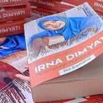 Foto istimewa Buku biografi yang mengisahkan perjalanan kepemimpinan Ibu Irna Narulita Dimyati, Bupati Kabupaten Pandeglang.*