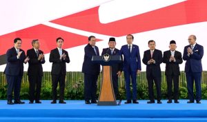 Presiden Prabowo Subianto resmi meluncurkan Badan Pengelola Investasi Daya Anagata Nusantara (Danantara) di Halaman Istana Kepresidenan Jakarta, pada Senin, 24 Februari 2025.//Foto istimewa presidenri.go.id