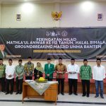 Foto bersama selepas potong tumpeng pada peringatan Milad ke-112 dan peletakan batu pertama pembangunan Masjid Kampus UNMA.*//Foto istimewa