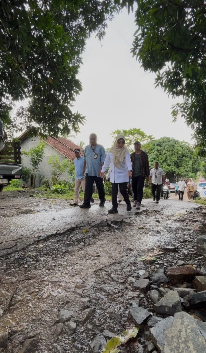 Screenshot_20251107-214224_WhatsApp