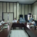 Rapat koordinasi Dinas Pemuda Olahraga dan Pariwisata Kabupaten Serang dengan berbagai pihak untuk menyambut libur natal 2025 dan tahun baru 2026 di Aula Disporapar Kabupaten Serang, pada Rabu 3 Desember 2025.//Foto Istimewa