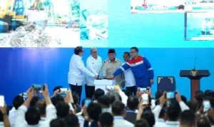 Foto istimewa Presiden RI Prabowo Subianto melakukan kunjungan kerja di Kabupaten Cilacap, Rabu (29/04/2026), untuk melakukan Peletakan Batu Pertama (Groundbreaking) 13 Proyek Hilirisasi Nasional Tahap 2 yang digelar secara serentak di berbagai wilayah Indonesia, dengan seremoni utama berlangsung di Cilacap yaitu Pembangunan Fasilitas Kilang Gasoline milik Pertamina.*
