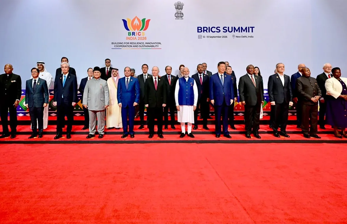 Foto istimewa Presiden RI Prabowo Subianto foto bersama dengan para kepala negara peserta Konferensi Tingkat Tinggi (KTT) BRICS ke-18 di New Delhi, India.