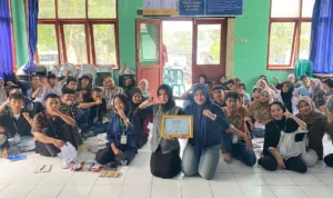 Keluarga Mahasiswa Lebak (KUMALA) Pengurus Wilayah (PW) Rangkasbitung Kabupaten Lebak foto bersama saat menggelar Latihan Kader 1 (LK1) pada 2-4 Oktober 2026 di Aula Kecamatan Karanganyar, Kabupaten Lebak.//Foto istimewa